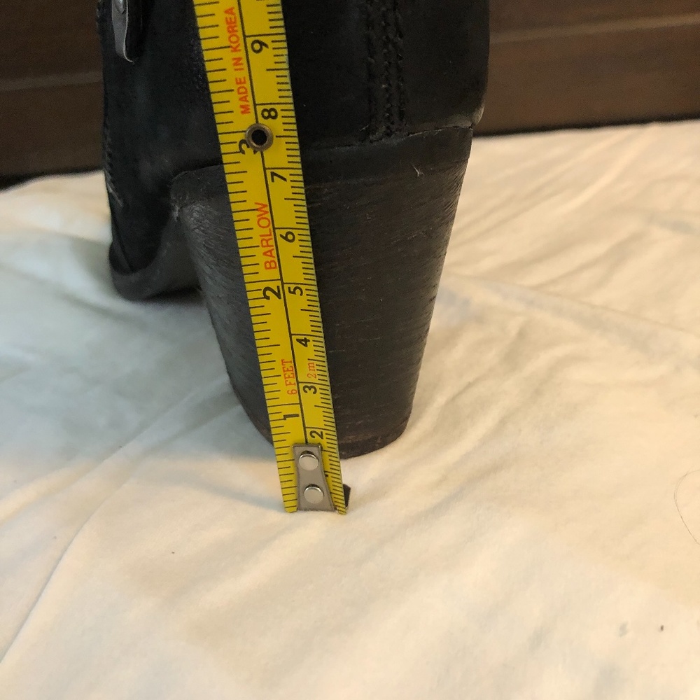 Dolce Vita Jaeger Bootie, Double Side Zip. Color: Black. Size 7 - Picture 12 of 13